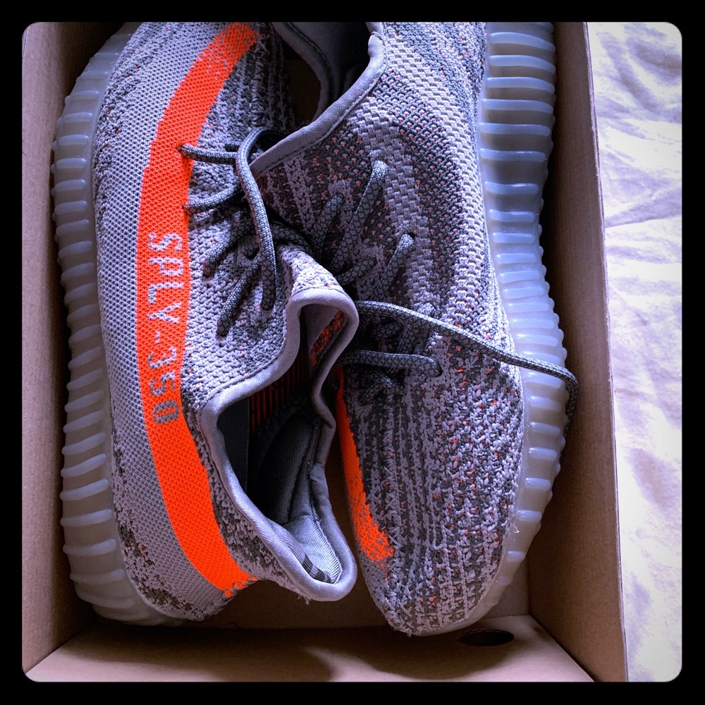 Yeezy Boost 350 men’s size 11